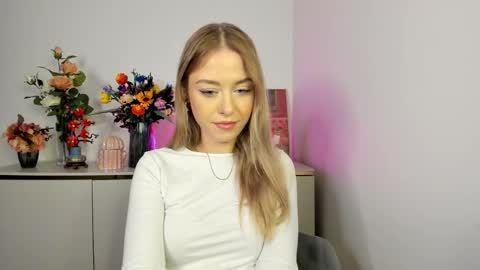 Cindy online show from November 25, 6:37 am