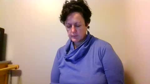 Perinne50 online show from December 4, 9:02 pm