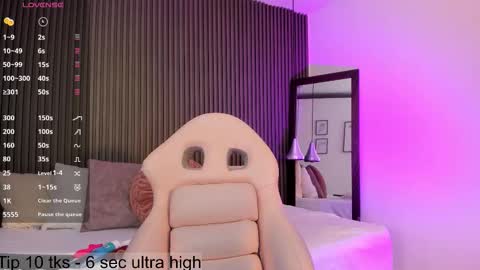 Lizza online show from November 21, 11:56 am