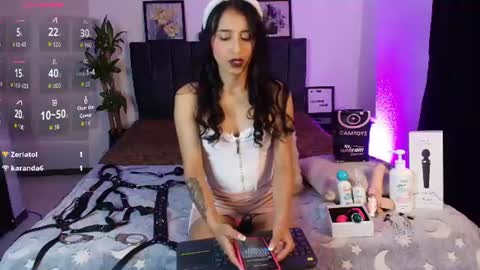 petite_pepper18 online show from June 8, 8:41 pm