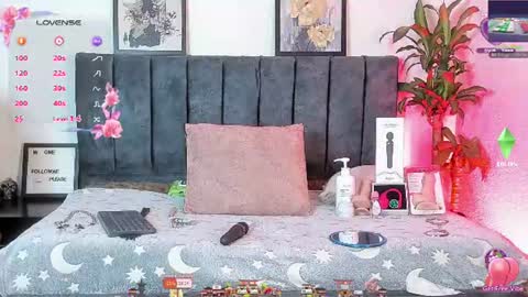 petite_pepper18 online show from August 4, 8:26 pm