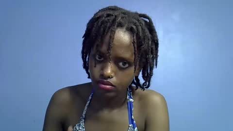 petite_star2 online show from February 23, 7:30 am