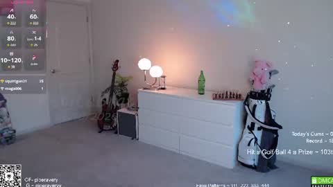 PiperAvery online show from June 11, 12:32 am