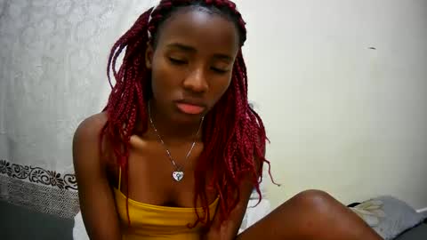 Snapshot of petitetasha chatting on September 28, 11:04 am petitetasha online show from September 28, 11:04 am