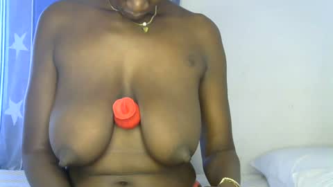 pettite_cora1 online show from July 19, 11:23 am