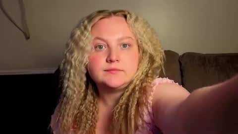 PhatAssBlond online show from July 20, 9:37 pm