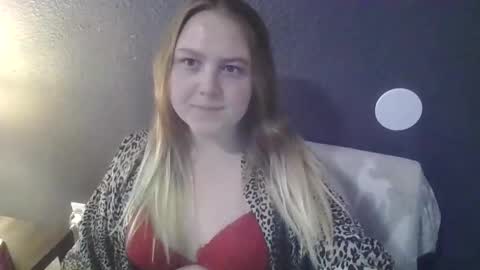 PhatAssBlond online show from March 7, 4:00 pm