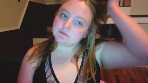 PhatAssBlond online show from February 7, 10:57 pm