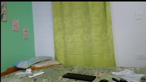 Snapshot of philippinesasian06 chatting on September 15, 2:25 pm philippinesasian06 online show from September 15, 2:25 pm