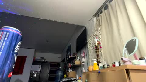 picklepuffs222 online show from August 5, 5:14 am