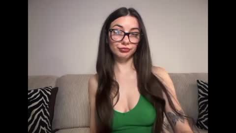 piper online show from June 26, 4:25 am