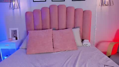 PIKAYLE  online show from June 25, 11:28 pm