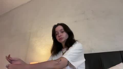 Snapshot of pileacadieri__ chatting on January 10, 1:31 pm Trisha online show from January 10, 1:31 pm