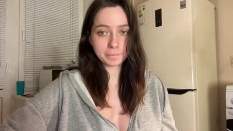 Snapshot of pileacadieri__ chatting on September 16, 5:32 pm Trisha online show from September 16, 5:32 pm