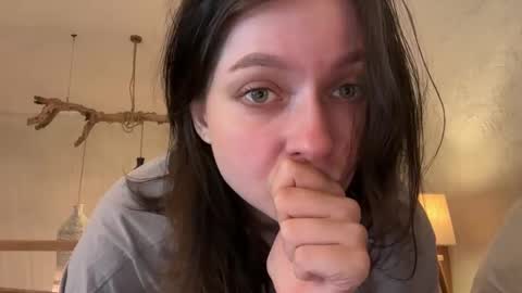 Snapshot of pileacadieri__ chatting on February 18, 11:33 am Trisha online show from February 18, 11:33 am