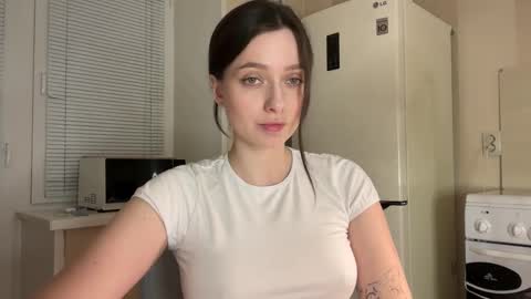 Snapshot of pileacadieri__ chatting on September 28, 2:55 pm Trisha online show from September 28, 2:55 pm