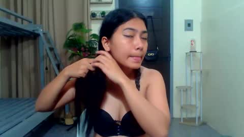 pinay_aangel online show from May 29, 8:34 am