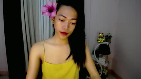 Snapshot of pinay_bella69 chatting on October 13, 9:34 am pinay_bella69 online show from October 13, 9:34 am