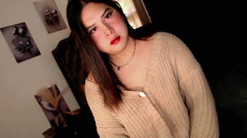 Ivy Morningstar online show from June 29, 1:23 am