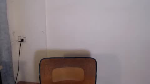 Snapshot of pinay_maxine chatting on October 19, 7:38 pm maxine online show from October 19, 7:38 pm