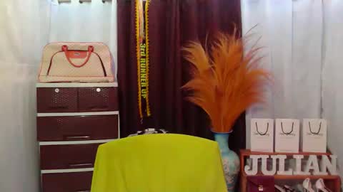 jilian  online show from November 14, 9:42 am