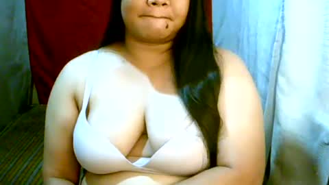 pinayjona online show from July 28, 2:24 pm