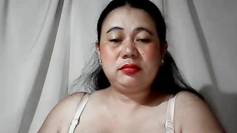 pinaymama12345 online show from June 21, 10:25 pm
