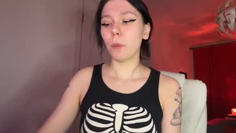 pinkdollylovv online show from February 20, 10:15 pm