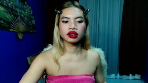 Tina online show from September 25, 3:44 pm