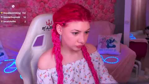 pinkytrix online show from April 15, 2:39 pm