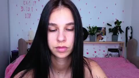 Molly online show from July 25, 8:32 am