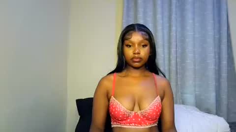 Majesty online show from July 15, 11:59 am