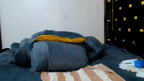 pixietease1 online show from July 28, 8:34 pm