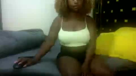 pixietease1 online show from June 19, 8:40 am