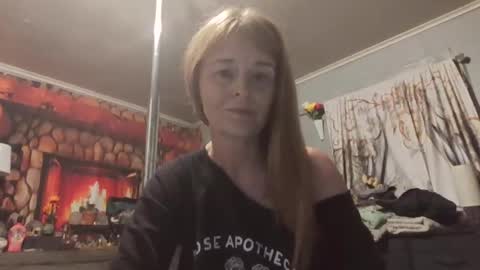pizzedwife online show from May 2, 3:10 am