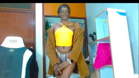 Snapshot of playboytit chatting on January 17, 6:36 am playboytit online show from January 17, 6:36 am