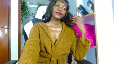 Snapshot of playboytit chatting on December 21, 7:03 am playboytit online show from December 21, 7:03 am