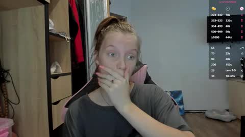 Snapshot of playful_mary chatting on September 21, 10:14 am Masha online show from September 21, 10:14 am