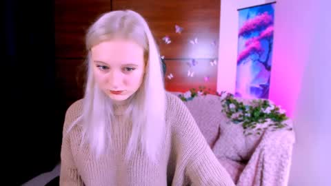 Sophie online show from December 28, 10:36 am