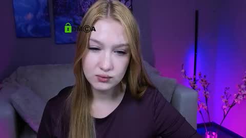 Sophie online show from November 13, 9:58 pm