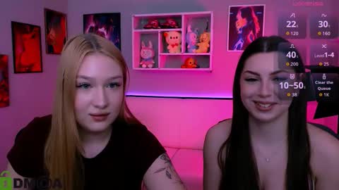 Sophie online show from March 1, 8:30 pm