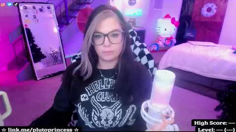 Pluto Princess online show from December 2, 8:16 am