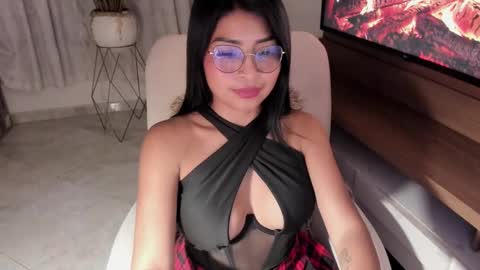 Nicole online show from February 24, 5:41 am