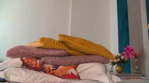 poison_milf_ online show from June 19, 9:24 am