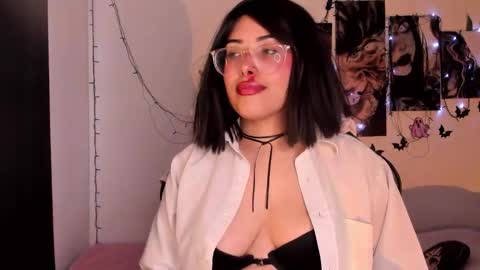 Snapshot of poison_willow chatting on October 19, 5:59 pm Willow Hours 12pm to 630pm Colombian time FRIDAY AND SUNDAY FREE DAYS online show from October 19, 5:59 pm