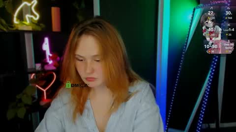 polly_cute1 online show from May 6, 6:45 pm