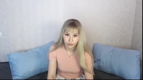 Polly online show from May 15, 2:16 am