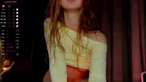 Snapshot of polly_luna chatting on October 18, 2:20 pm Polly online show from October 18, 2:20 pm