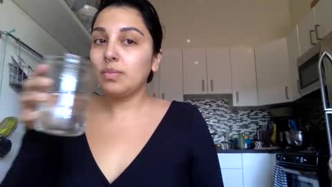 polymamii online show from February 4, 10:13 pm