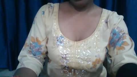 poojalady online show from October 2, 4:50 am